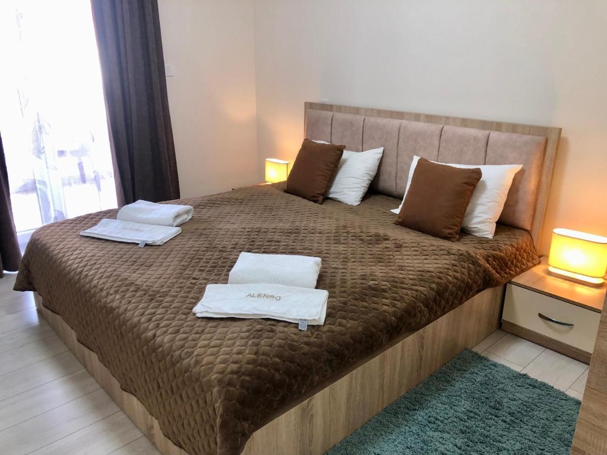 Alenso Guesthouse Хевиз Экстерьер фото
