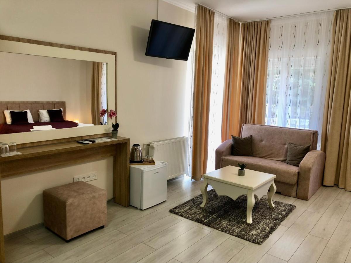 Alenso Guesthouse Хевиз Экстерьер фото