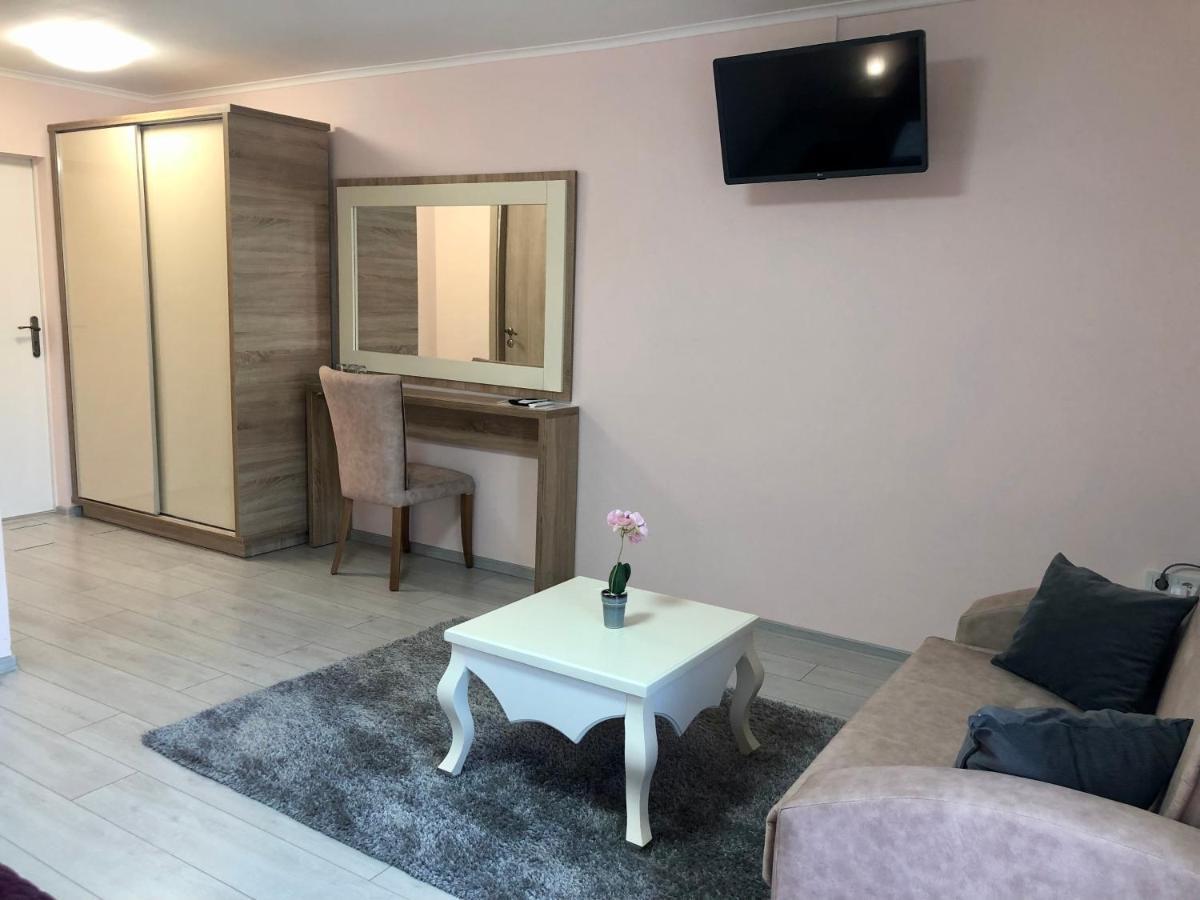 Alenso Guesthouse Хевиз Экстерьер фото